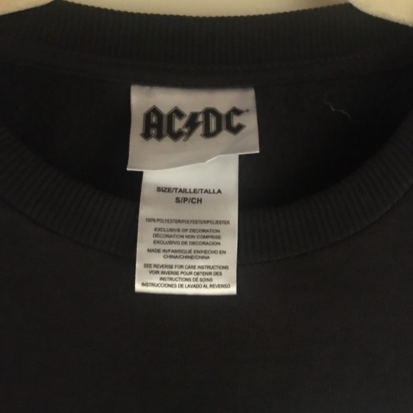 Brand new sweater - Picture 3 of 3